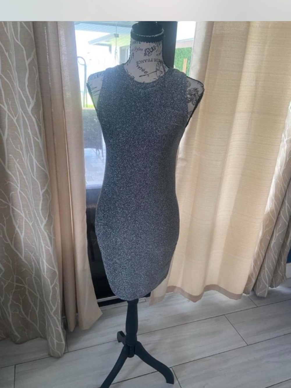 Zara Sparkle Sleeveless Bodycon Dress - Silver